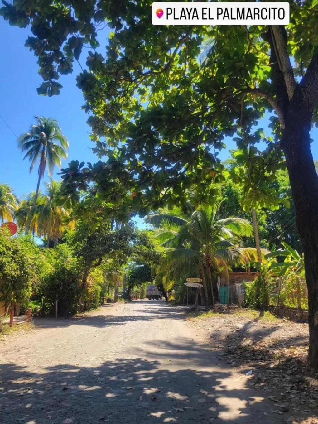 Hostal Tia Reyna El Zonte Exteriör bild